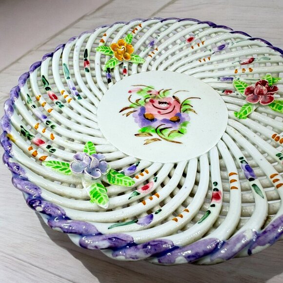 Hand Painted Reticulate Floral Plate Round 3D Pottery Decorative Spain Vintage - Picture 2 of 4